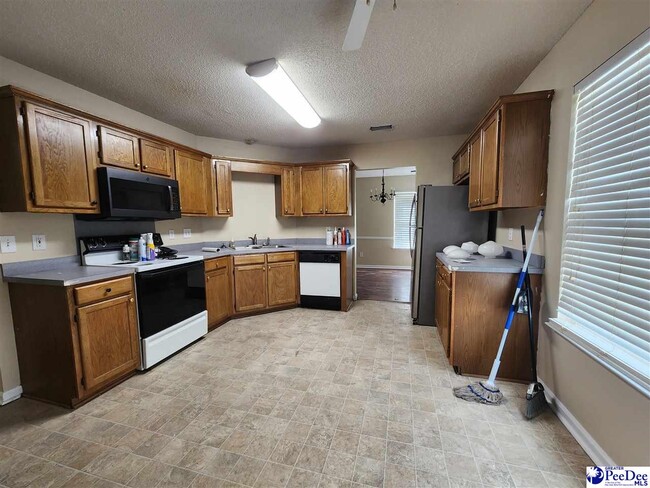 Building Photo - 2713 Winterbrook Dr