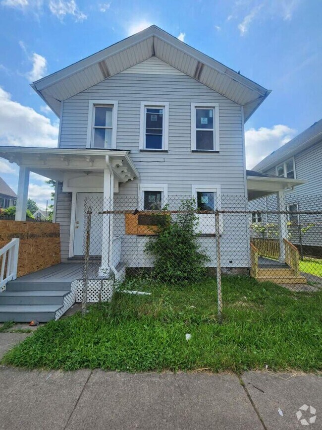 Building Photo - 326 Scio St