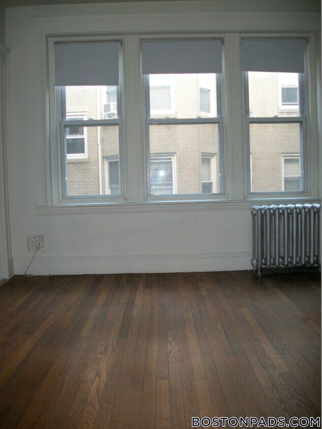 Primary Photo - 1171 Boylston St
