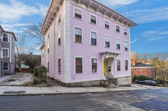 Foto del edificio - 35 Bowen St