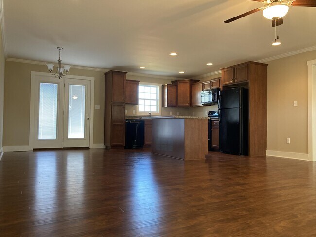 Building Photo - 2910 Gunsmoke Trail Way