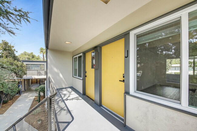 Building Photo - 230 California Blvd