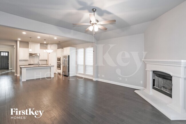 Foto del edificio - 1621 Everitt Trail