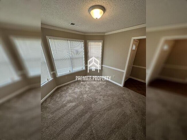 Building Photo - 55594 Confederate Cir - Available Now!!