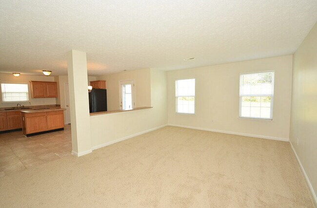 Foto del edificio - 516 Kennard Ln