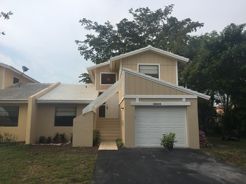 10610 La Placida Dr, Coral Springs, FL 33065 House Rental in Coral
