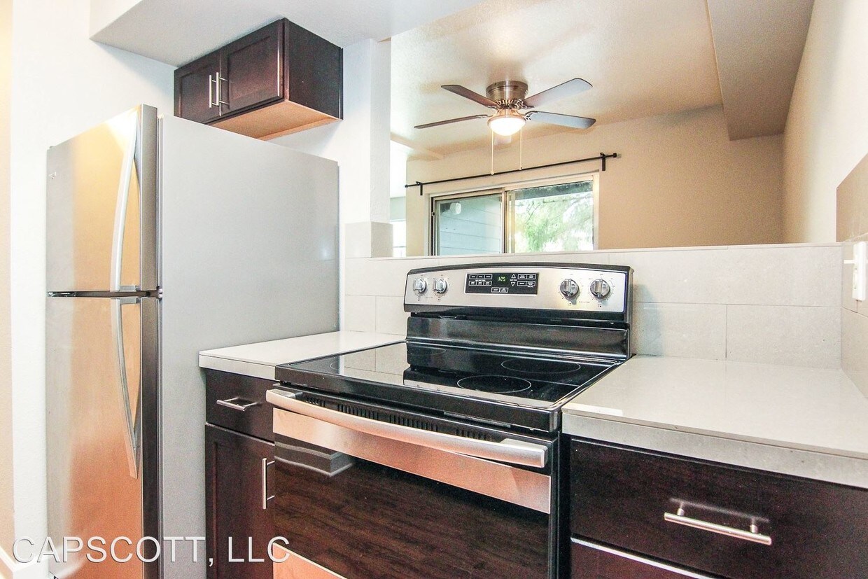 Foto principal - 4900 SW 170th Ave