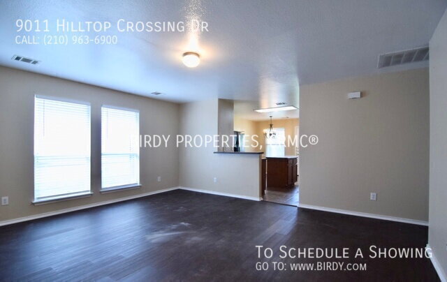 Building Photo - 9011 Hilltop Crossing Dr