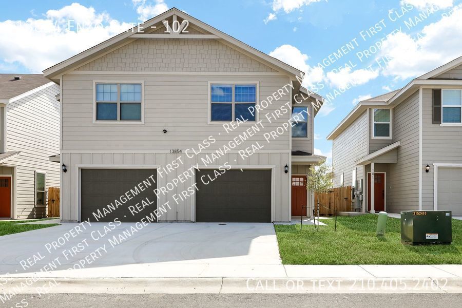 Foto principal - Come see this Alamo Ranch area oasis!