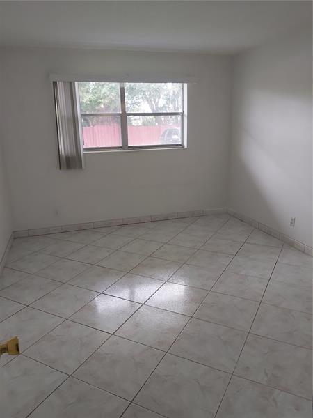 Foto del edificio - 2420 Johnson St