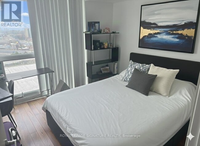 Building Photo - 205 Sherway Gardens Rd