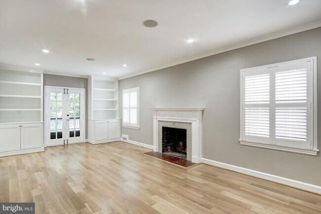 Foto del edificio - 1626 Kalmia Rd NW