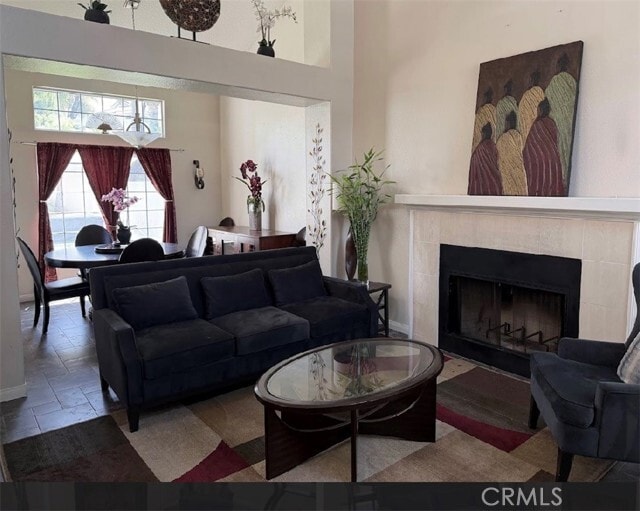 Foto del edificio - 1046 S Mountcrest Ct