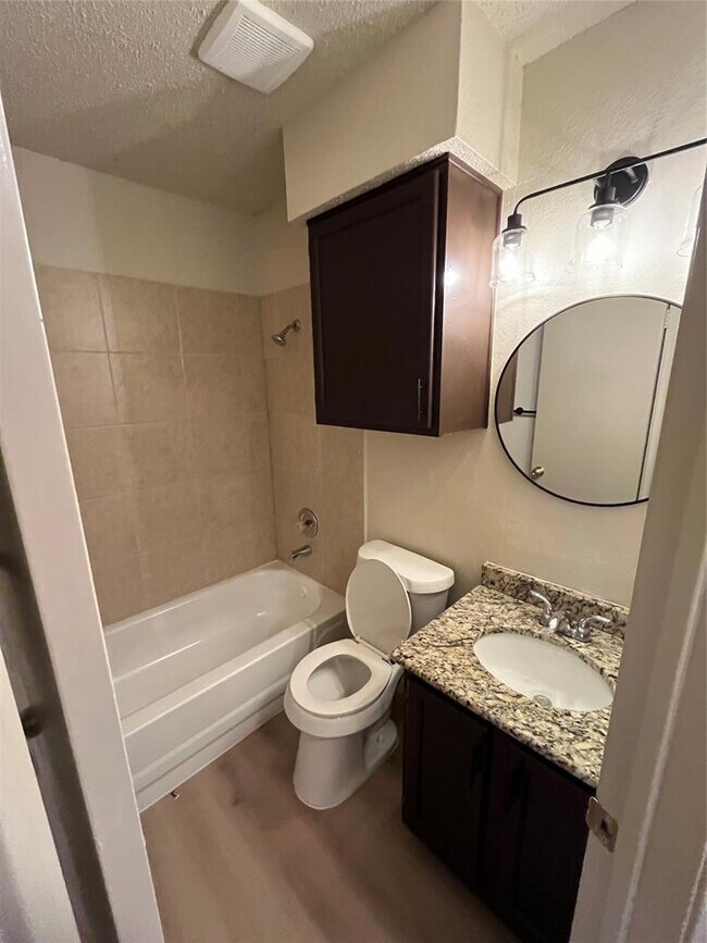 Foto del edificio - 13941 Maricella Ln