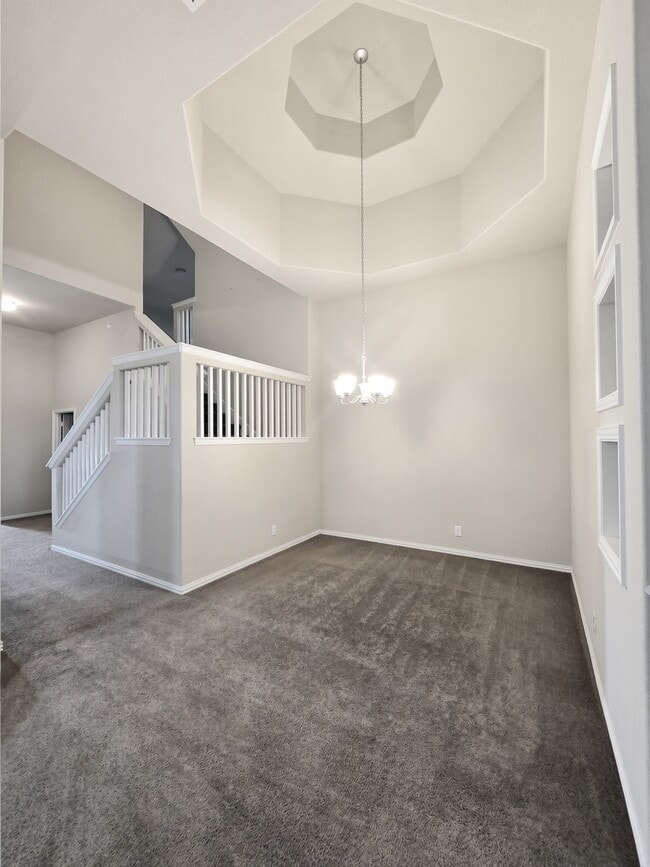 Building Photo - 8723 W Cres Lake Cir