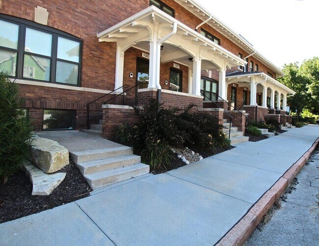 Foto del edificio - 1011 S 30th Avenue