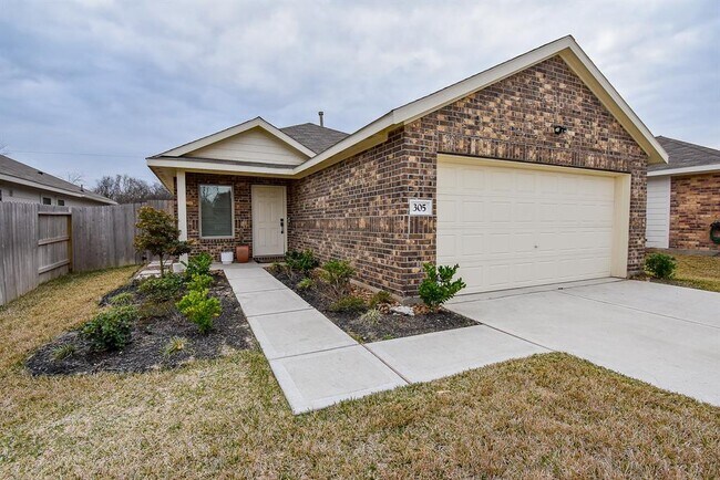 Foto del edificio - 305 Riverwood Village Ln