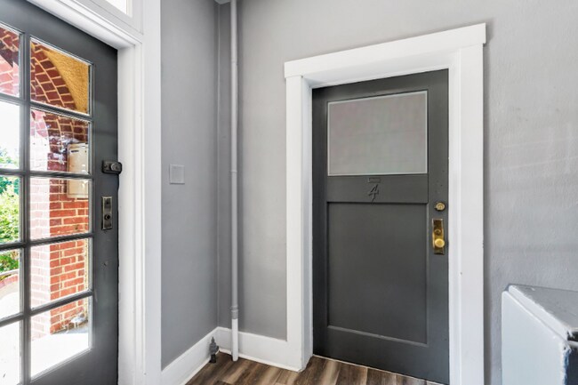 Foto del edificio - 1632 9th St