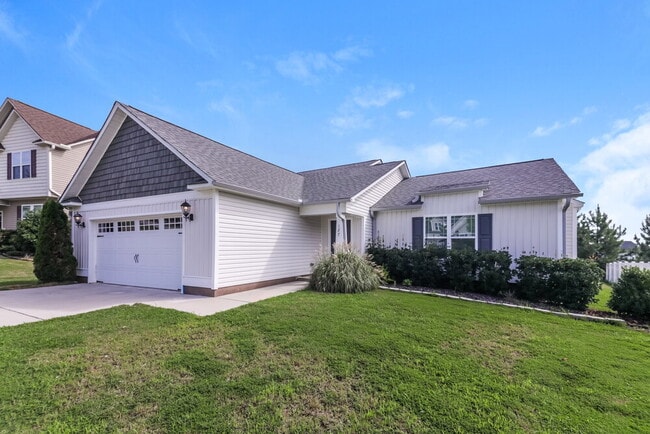 Building Photo - 127 Mountain Vw Dr