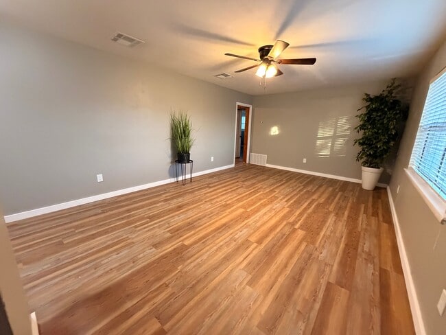 Building Photo - 2530 Baylor Ave