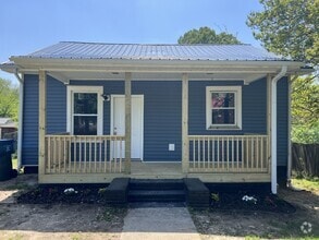 Building Photo - 707 Piedmont Way