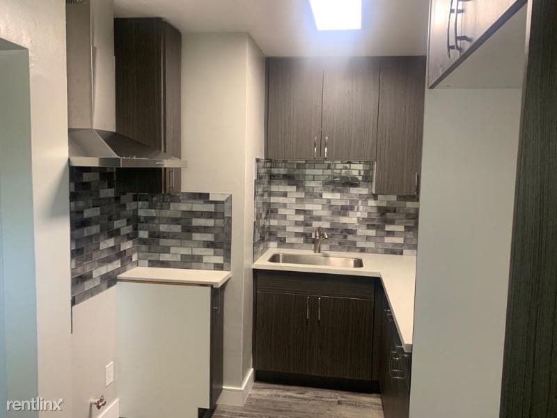 6142 Palm Ave, Maywood, CA 90270 Apartment for Rent in Maywood, CA