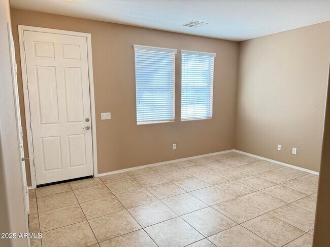 Foto del edificio - 11752 W Foothill Dr