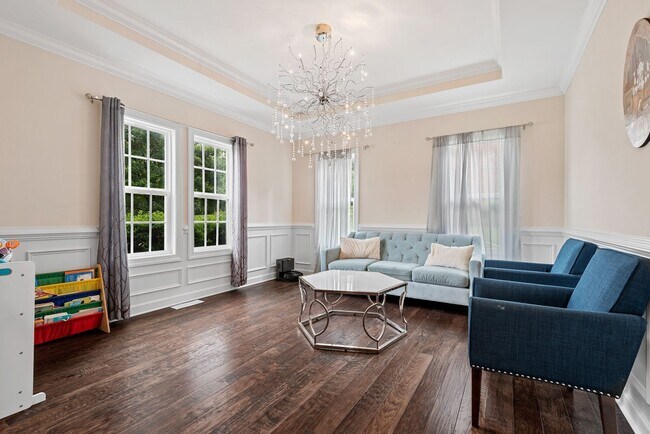 Foto del edificio - Gorgeous 4 Bedroom, 3 Bathroom House with ...