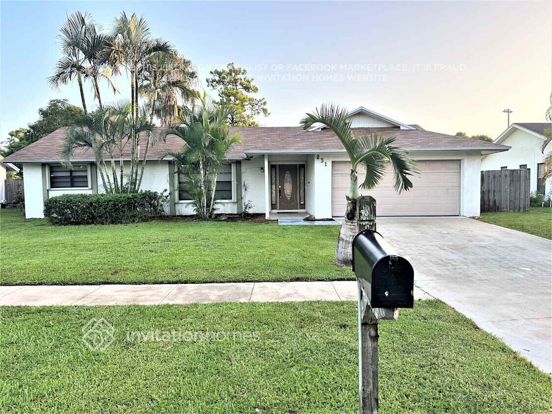 Foto principal - 231 Bobwhite Rd