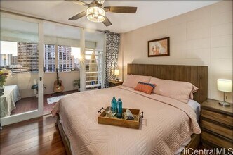 Building Photo - 425 Ena Rd