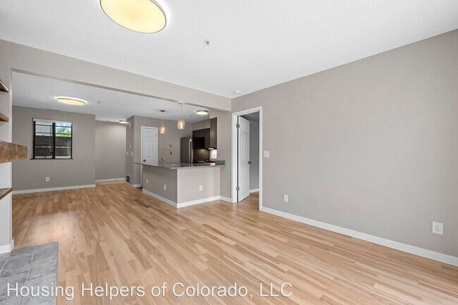 Building Photo - 2 br, 2 bath House - 848 Walnut Street #C