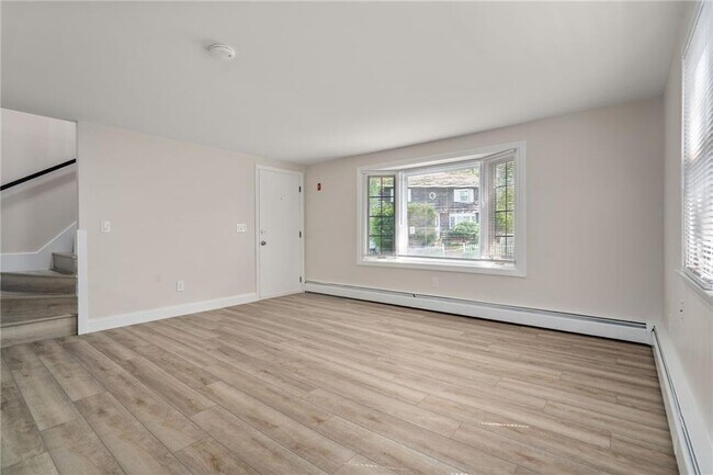 Foto del edificio - 99-101 Cove St