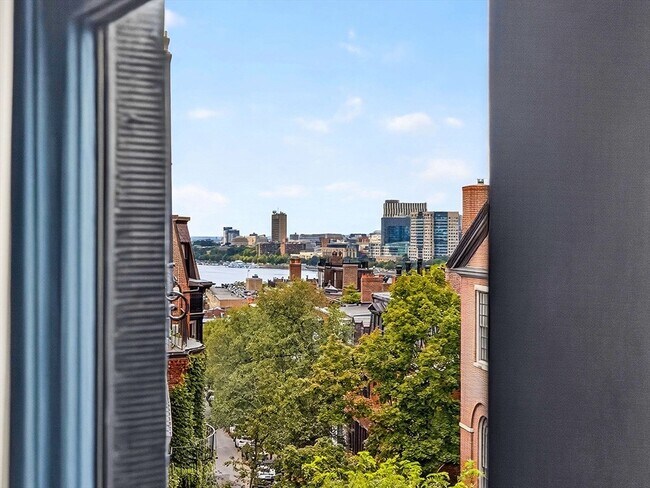 Foto del edificio - 58 Pinckney St