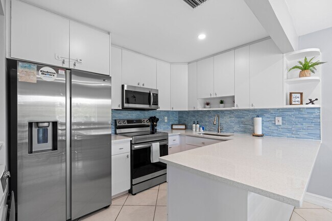 Foto del edificio - 3372 NE 5th Dr