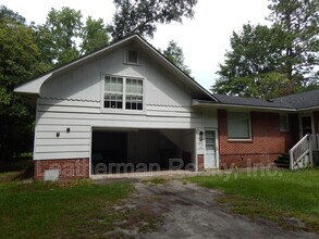 Building Photo - 1519 State Rd S-21-394