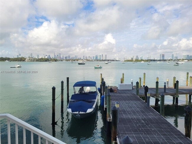 Foto del edificio - 1228 West Ave