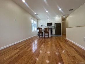 Building Photo - 4406 Snyder Ave
