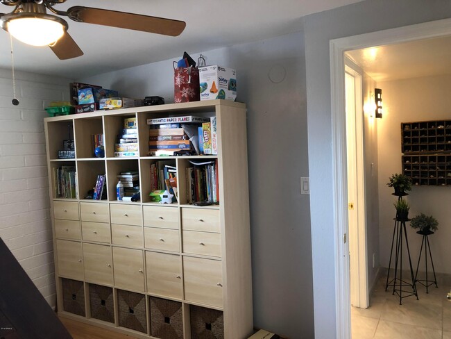 Building Photo - 2019 S Granada Dr
