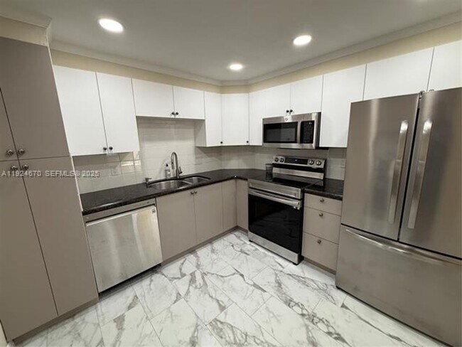 Photo - 1950 S Ocean Dr Apartment