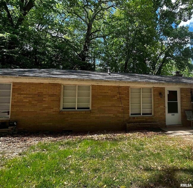 Building Photo - 108 Oakdale Rd