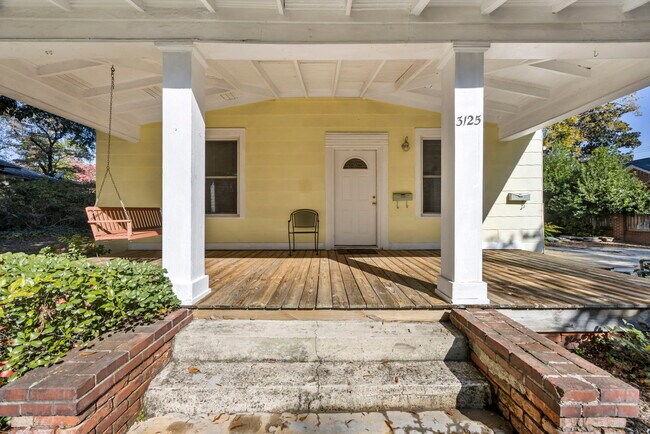 Foto del edificio - 3125 Heyward St