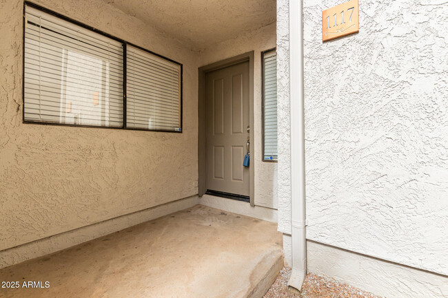 Foto del edificio - 10115 E Mountain View Rd