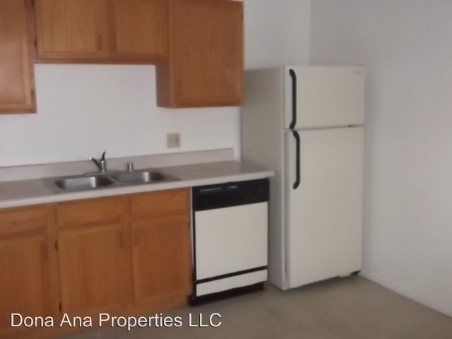 Foto del edificio - 2 br, 1 bath Apartment - 637 Foster