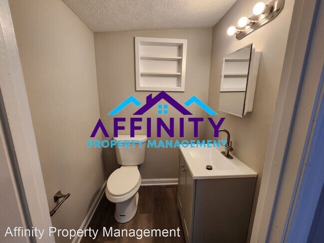 Foto del edificio - 3 br, 1.5 bath House - 2927 Gleason Ave