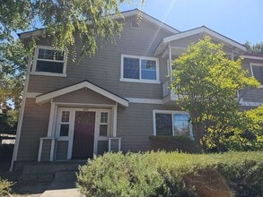 Building Photo - 405 Foothill Blvd