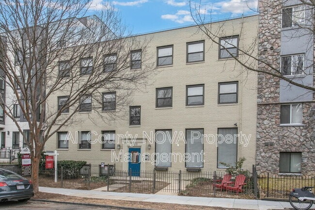 Photo - 1323 K St SE Apartment