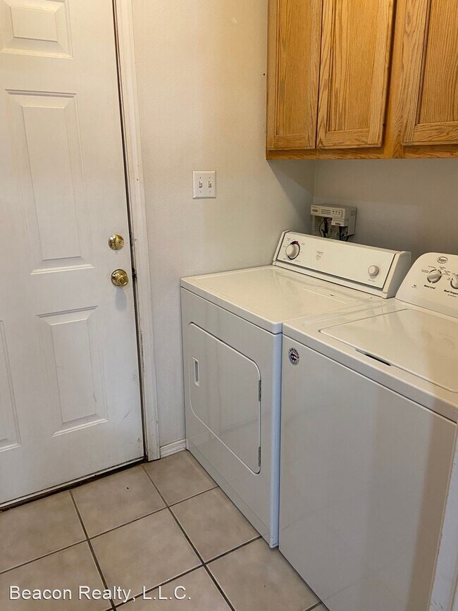 Foto del edificio - 2 br, 2 bath House - 700 W 17th Ln 1