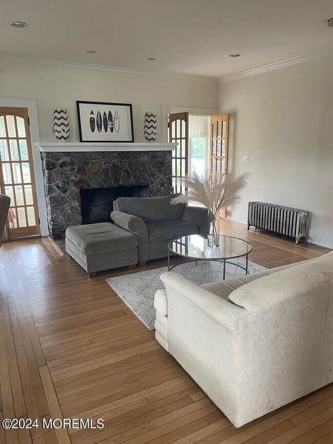 Foto del edificio - 210 N Lincoln Ave