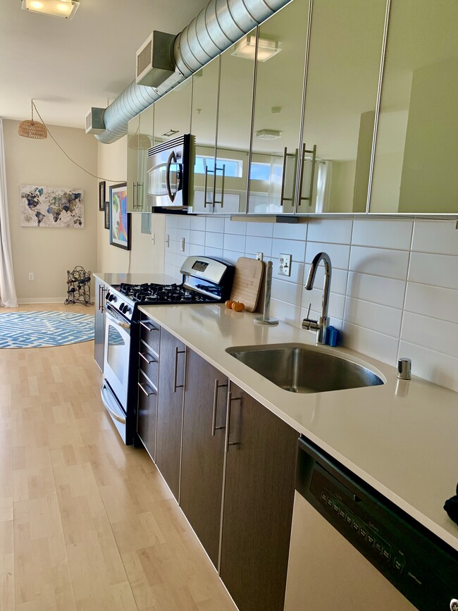 Foto del edificio - 4215 Glencoe Ave
