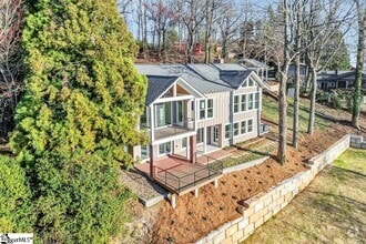 Building Photo - 987 Altamont Rd